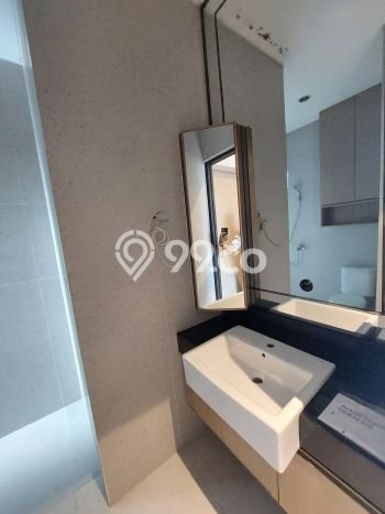 For Sale Rumah 2 Kamar Lokasi Ideal Bagus dan Strategis di BSD For Sale Rumah 2 Kamar Lokasi Ideal Bagus dan Strategis di BSD
