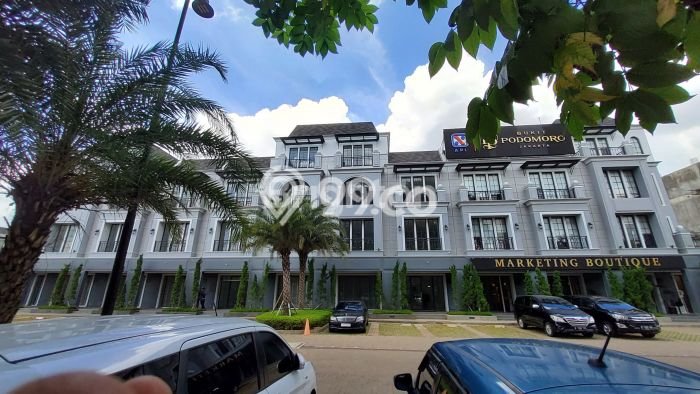 FOR RENT! Ruko di Klender Cocok untuk Bisnis 195m2 FOR RENT! Ruko di Klender Cocok untuk Bisnis 195m2