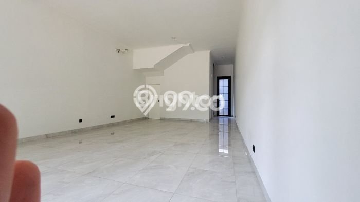FOR RENT! Ruko di Klender Cocok untuk Bisnis 195m2 FOR RENT! Ruko di Klender Cocok untuk Bisnis 195m2