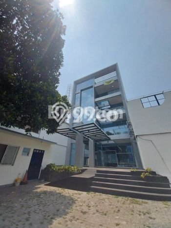 Area Strategis! Disewakan Ruko Lokasi Tebet, Jakarta Selatan Cocok untuk Bisnis Area Strategis! Disewakan Ruko Lokasi Tebet, Jakarta Selatan Cocok untuk Bisnis
