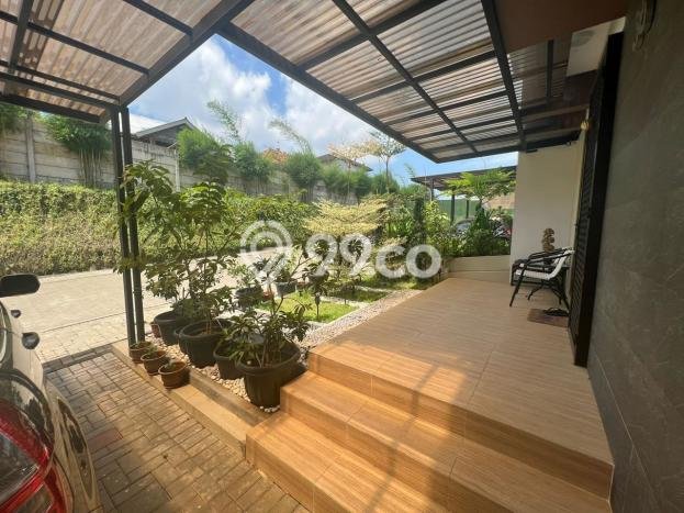 Jual Rumah Mewah Megah Dengan View Cantik di Kota Baru Parahyangan, Bandung Jual Rumah Mewah Megah Dengan View Cantik di Kota Baru Parahyangan, Bandung