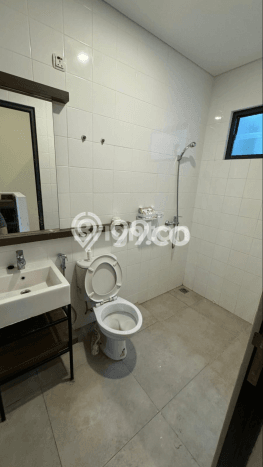 Disewakan! Rumah 3 Kamar Tidur &
2 Kamar Mandi di BSD, Tangerang Disewakan! Rumah 3 Kamar Tidur &
2 Kamar Mandi di BSD, Tangerang