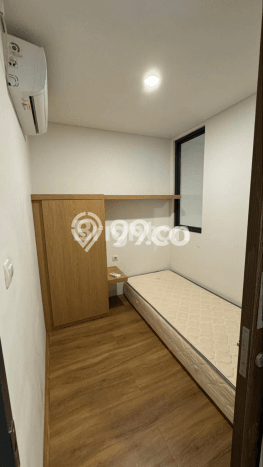 Disewakan! Rumah 3 Kamar Tidur &
2 Kamar Mandi di BSD, Tangerang Disewakan! Rumah 3 Kamar Tidur &
2 Kamar Mandi di BSD, Tangerang
