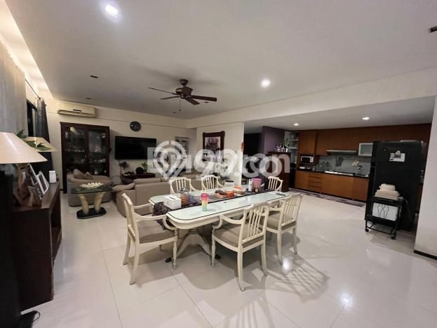 Rumah Elit Modern Tanpa Renovasi di Bintaro Jakarta Selatan Rumah Elit Modern Tanpa Renovasi di Bintaro Jakarta Selatan