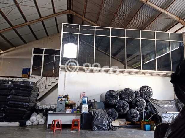 Paling Diincar! Gudang Dijual di Caringin Harga Kompetitif Paling Diincar! Gudang Dijual di Caringin Harga Kompetitif