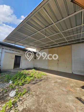 Disewakan Gudang di Kawasan Ramai Holis Cigondewah Luas 370m2 Disewakan Gudang di Kawasan Ramai Holis Cigondewah Luas 370m2