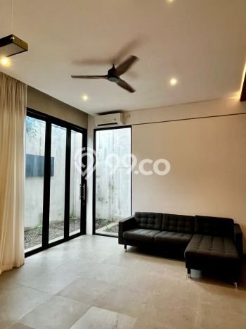 Rumah Luxury Modern Siap Huni di Cibubur Bekasi Rumah Luxury Modern Siap Huni di Cibubur Bekasi