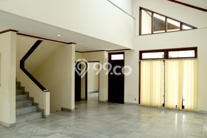 Siap Huni Hunian Elit 5 Kamar di Cilandak Dekat ke Mana Saja Siap Huni Hunian Elit 5 Kamar di Cilandak Dekat ke Mana Saja