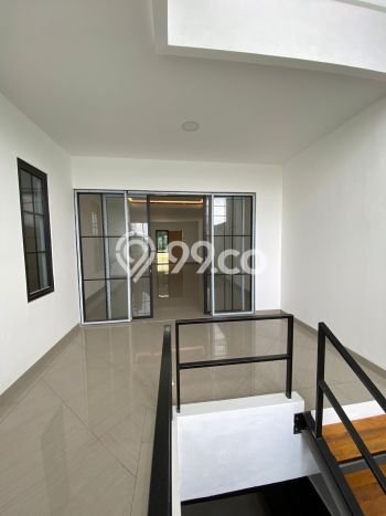 Hunian Nyaman Asri 4 KT Siap Pakai di Cibubur Jakarta Timur Hunian Nyaman Asri 4 KT Siap Pakai di Cibubur Jakarta Timur