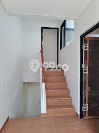 Dijual Rumah Modern 3 KT di Kota Wisata, Bogor Dijual Rumah Modern 3 KT di Kota Wisata, Bogor