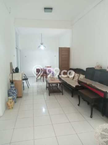 Ready to Use! Premium House LT 204m2 Desain Modern di Cibubur Ready to Use! Premium House LT 204m2 Desain Modern di Cibubur