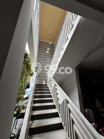 Siap Huni Rumah Mewah 5 Kamar di Cipayung Dekat ke Mana Pun Siap Huni Rumah Mewah 5 Kamar di Cipayung Dekat ke Mana Pun