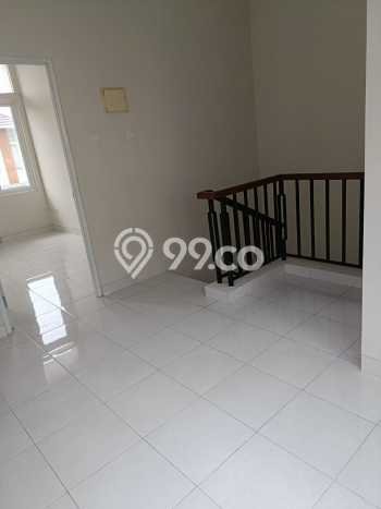 Dijual Hunian Rumah Terawat 3 Kamar di Kota Wisata, Bogor Dijual Hunian Rumah Terawat 3 Kamar di Kota Wisata, Bogor