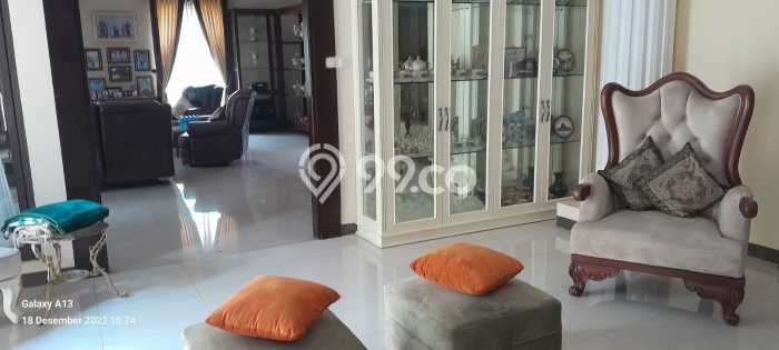 Dijual Rumah Mewah Elegan Dengan View Cantik di Cibubur, Bekasi Dijual Rumah Mewah Elegan Dengan View Cantik di Cibubur, Bekasi