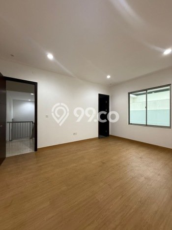 Rumah Elit Modern Tanpa Renovasi di Golf Island Jakarta Utara Rumah Elit Modern Tanpa Renovasi di Golf Island Jakarta Utara
