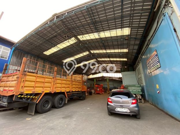 Gudang Dijual di Jakarta Utara LT 4570m2 & LB 4000m2 Lokasi Terbaik! Gudang Dijual di Jakarta Utara LT 4570m2 & LB 4000m2 Lokasi Terbaik!