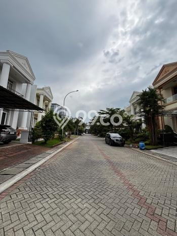 Rumah Elit Modern Tanpa Renovasi di Pantai Indah Kapuk Jakarta Utara Rumah Elit Modern Tanpa Renovasi di Pantai Indah Kapuk Jakarta Utara