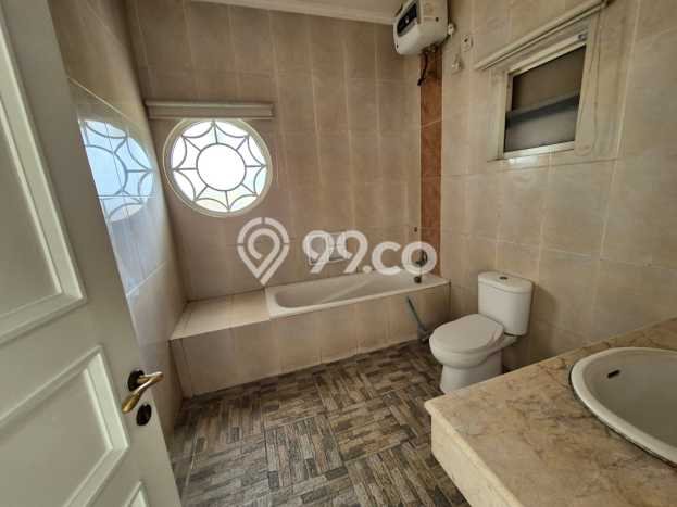 Jual Rumah Luas Elegan Dengan View Eksklusif di Pantai Indah Kapuk, Jakarta Utara Jual Rumah Luas Elegan Dengan View Eksklusif di Pantai Indah Kapuk, Jakarta Utara