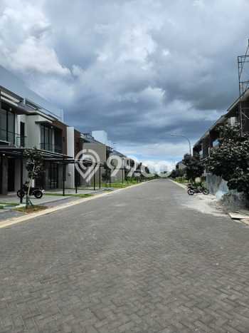 Rumah 3 KT 3 KM di Lokasi Strategis Pantai Indah Kapuk, Jakarta Utara Rumah 3 KT 3 KM di Lokasi Strategis Pantai Indah Kapuk, Jakarta Utara