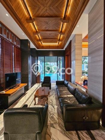 Ready to Use! Luxury House LT 609m2 Desain Elegan di Pantai Mutiara Ready to Use! Luxury House LT 609m2 Desain Elegan di Pantai Mutiara