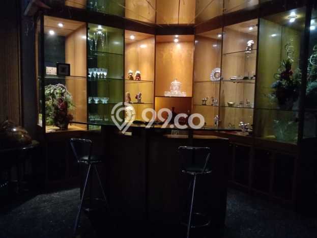 Rumah Elit Modern Siap Huni di Pantai Mutiara Jakarta Utara Rumah Elit Modern Siap Huni di Pantai Mutiara Jakarta Utara