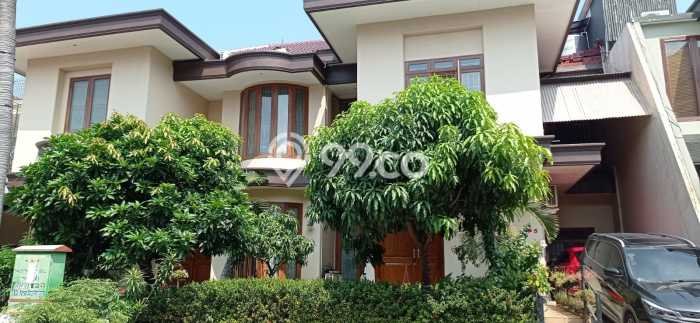 Rumah Elit Modern Siap Huni di Pantai Mutiara Jakarta Utara Rumah Elit Modern Siap Huni di Pantai Mutiara Jakarta Utara
