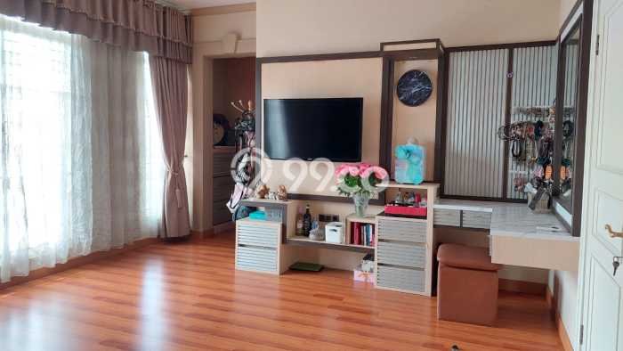 HARGA SPESIAL! Rumah Minimalis area Pantai Indah Kapuk, Jakarta Utara, Luas 240m² Bangunan 345m² Bisa Nego! HARGA SPESIAL! Rumah Minimalis area Pantai Indah Kapuk, Jakarta Utara, Luas 240m² Bangunan 345m² Bisa Nego!