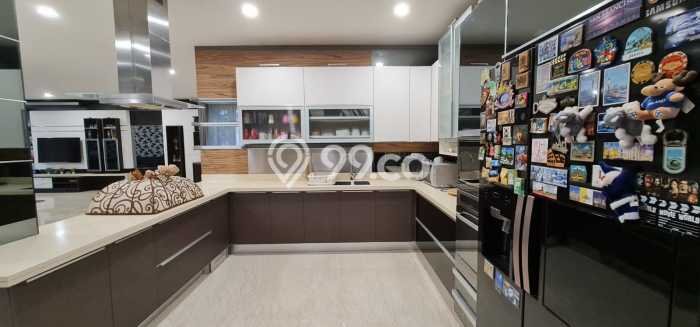 Rumah Luxury Modern Siap Huni di Pantai Indah Kapuk Jakarta Utara Rumah Luxury Modern Siap Huni di Pantai Indah Kapuk Jakarta Utara