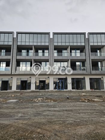 Dijual! Ruko di Pantai Indah Kapuk Jakarta Utara LT 81m2 / LB 243m2 Kawasan Strategis Dijual! Ruko di Pantai Indah Kapuk Jakarta Utara LT 81m2 / LB 243m2 Kawasan Strategis