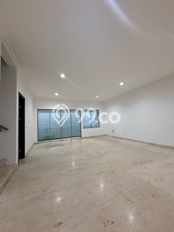 Rumah Elit Modern Tanpa Renovasi di Golf Island Jakarta Utara Rumah Elit Modern Tanpa Renovasi di Golf Island Jakarta Utara