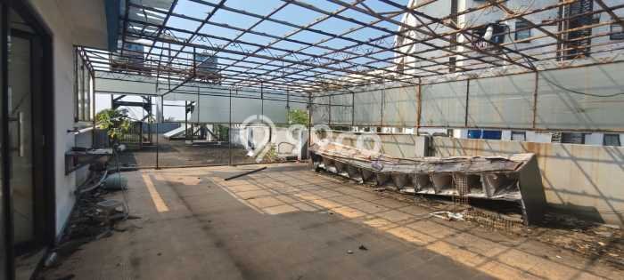 Unit Gudang Dijual di Jakarta Utara LT 3037m2 & LB 2250m2 Unit Gudang Dijual di Jakarta Utara LT 3037m2 & LB 2250m2