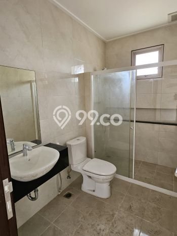 GOOD DEAL! Rumah Premium area , LT 120m2m² Bangunan 163m2m² GOOD DEAL! Rumah Premium area , LT 120m2m² Bangunan 163m2m²