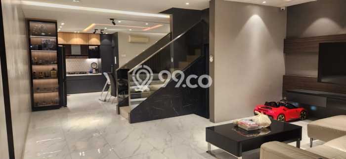 Rumah Elit Modern Tanpa Renovasi di Muara Karang Jakarta Utara Rumah Elit Modern Tanpa Renovasi di Muara Karang Jakarta Utara