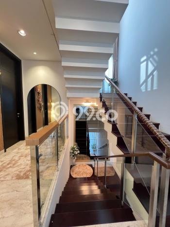 Jual Rumah Luas Megah Dengan View Cantik di Pantai Indah Kapuk, Jakarta Utara Jual Rumah Luas Megah Dengan View Cantik di Pantai Indah Kapuk, Jakarta Utara
