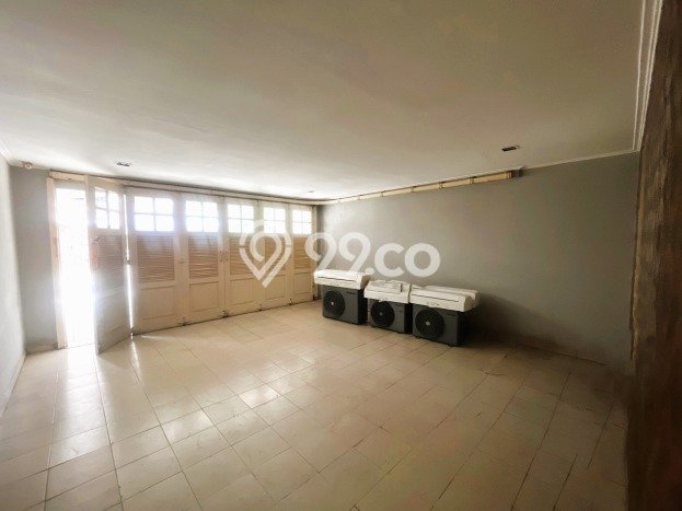 For Sale! Luxury House LT 160m2 Desain Modern di Pantai Indah Kapuk For Sale! Luxury House LT 160m2 Desain Modern di Pantai Indah Kapuk