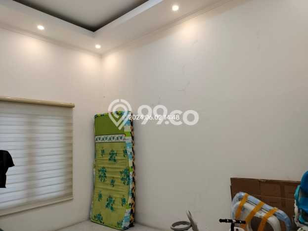 Siap Huni Hunian Elit 4 Kamar di Cengkareng Dekat ke Mana Saja Siap Huni Hunian Elit 4 Kamar di Cengkareng Dekat ke Mana Saja