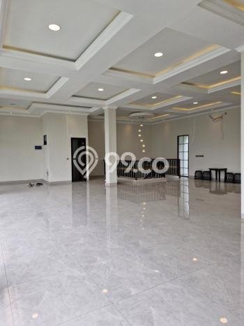 Jual Rumah Mewah Megah Dengan View Eksklusif di Tomang, Jakarta Barat Jual Rumah Mewah Megah Dengan View Eksklusif di Tomang, Jakarta Barat