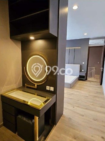 Rumah Strategis 3 KT LT 150m² di Golf Island, Jakarta Utara Rumah Strategis 3 KT LT 150m² di Golf Island, Jakarta Utara