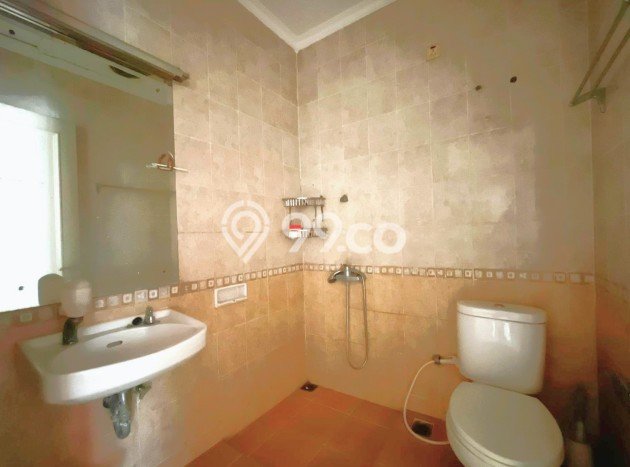 For Sale! Luxury House LT 160m2 Desain Modern di Pantai Indah Kapuk For Sale! Luxury House LT 160m2 Desain Modern di Pantai Indah Kapuk