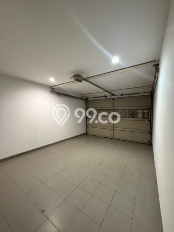 Rumah Elit Modern Tanpa Renovasi di Golf Island Jakarta Utara Rumah Elit Modern Tanpa Renovasi di Golf Island Jakarta Utara