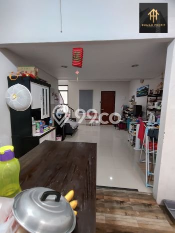 For Sale Rumah 2 Kamar Lokasi Strategis Nyaman dan Strategis di Cipondoh For Sale Rumah 2 Kamar Lokasi Strategis Nyaman dan Strategis di Cipondoh