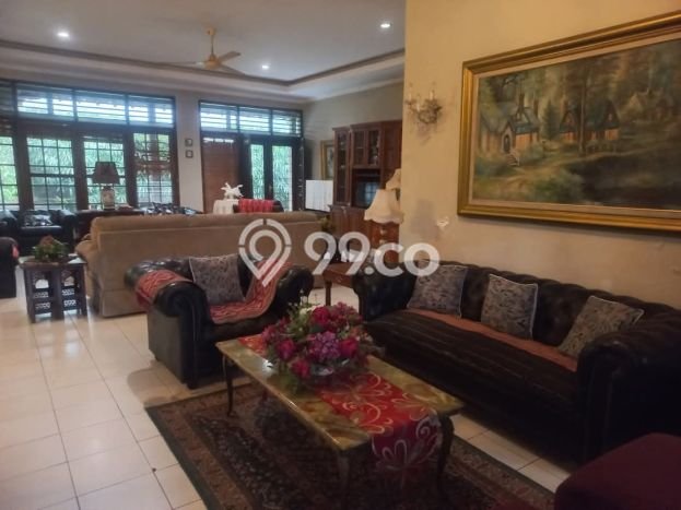 Dijual Hunian Mewah dengan Fasilitas Sekitar Lengkap di Kebayoran Lama, Jakarta Selatan Dijual Hunian Mewah dengan Fasilitas Sekitar Lengkap di Kebayoran Lama, Jakarta Selatan