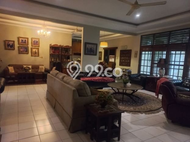 Dijual Hunian Mewah dengan Fasilitas Sekitar Lengkap di Kebayoran Lama, Jakarta Selatan Dijual Hunian Mewah dengan Fasilitas Sekitar Lengkap di Kebayoran Lama, Jakarta Selatan
