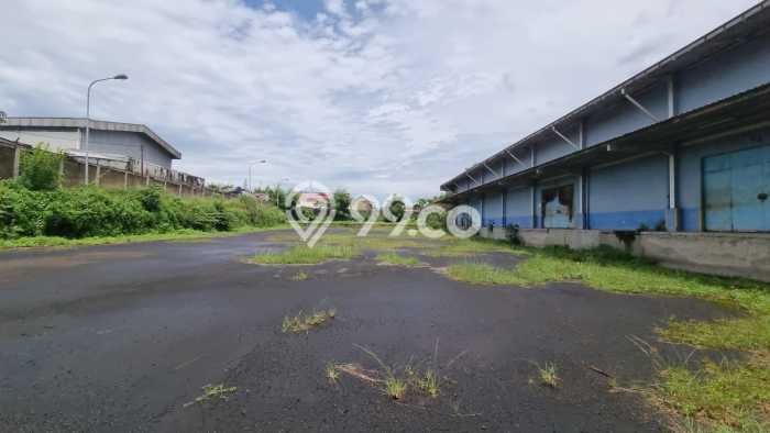 Area Ramai! Gudang Dijual di Bogor Barat untuk Bisnis Luas Bangunan 9624m2 Area Ramai! Gudang Dijual di Bogor Barat untuk Bisnis Luas Bangunan 9624m2