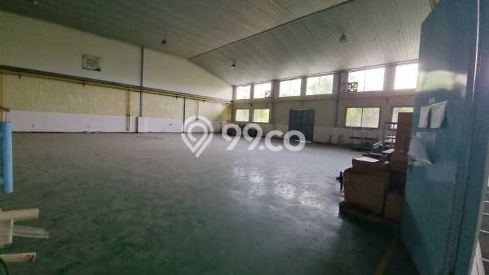 Area Ramai! Gudang Dijual di Bogor Barat untuk Bisnis Luas Bangunan 9624m2 Area Ramai! Gudang Dijual di Bogor Barat untuk Bisnis Luas Bangunan 9624m2