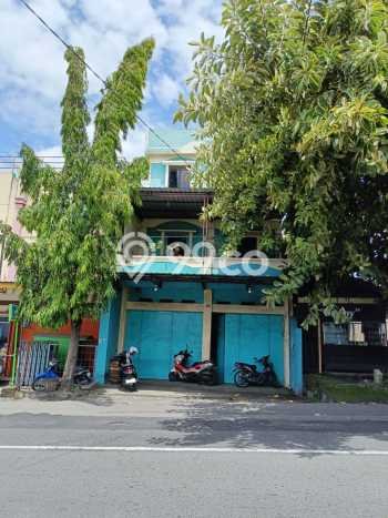 AREA BISNIS! Ruko Kawasan Jebres, Luas 180m², Mainroad, Ramai AREA BISNIS! Ruko Kawasan Jebres, Luas 180m², Mainroad, Ramai
