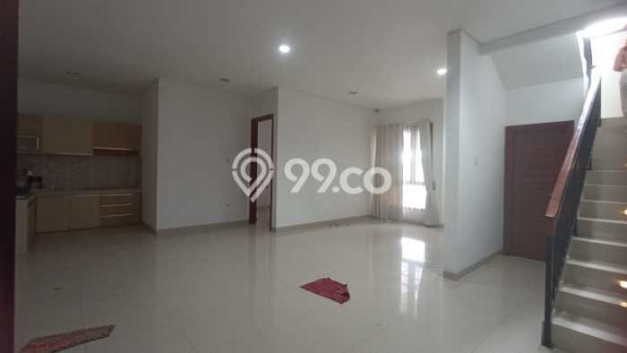 Lokasi strategis! Rumah siap huni dikontrakkan di Pabelan LB 200m2 Lokasi strategis! Rumah siap huni dikontrakkan di Pabelan LB 200m2
