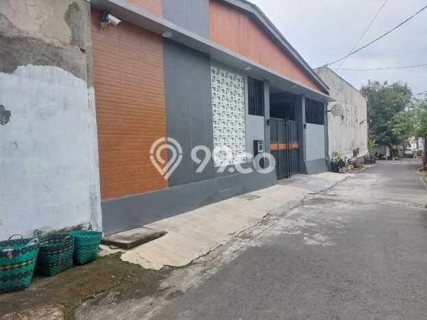 Rumah Kost Dijual di Jebres, Solo, Spesifikasi 28 KT, 29 KM, 480m2 Rumah Kost Dijual di Jebres, Solo, Spesifikasi 28 KT, 29 KM, 480m2