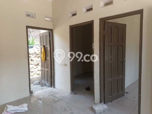 Rumah Strategis 2 KT Luas Tanah 60m2m² di Jaten, Karanganyar Rumah Strategis 2 KT Luas Tanah 60m2m² di Jaten, Karanganyar