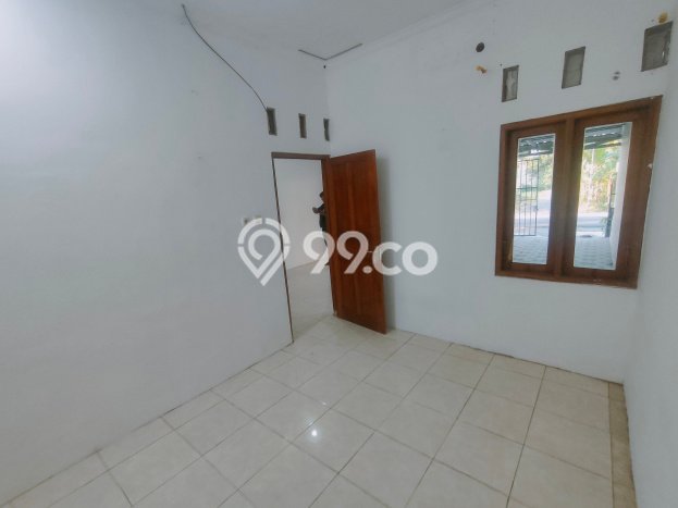 Jual Rumah Minimalis Bagus Punya 2 KT di Banyuanyar Solo SHM Jual Rumah Minimalis Bagus Punya 2 KT di Banyuanyar Solo SHM